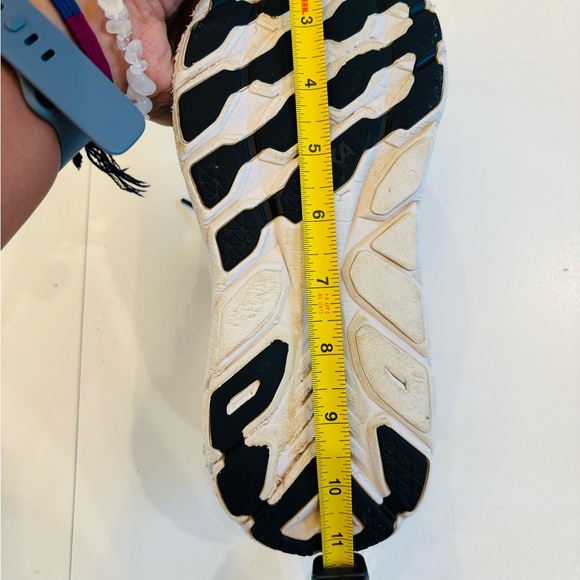 Hoka Clifton 8 Black and White Athletic Sneakers size 6.5 - Picture 5 of 12